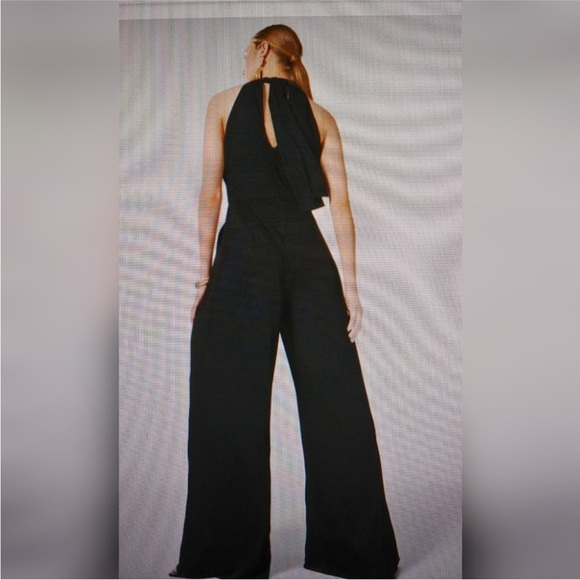 Karen Millen Soft Tailored Halter Top Wide Leg Jumpsuit Black Size 8 - Picture 2 of 11